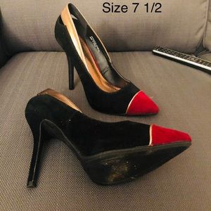 Black,gold and burgundy heels